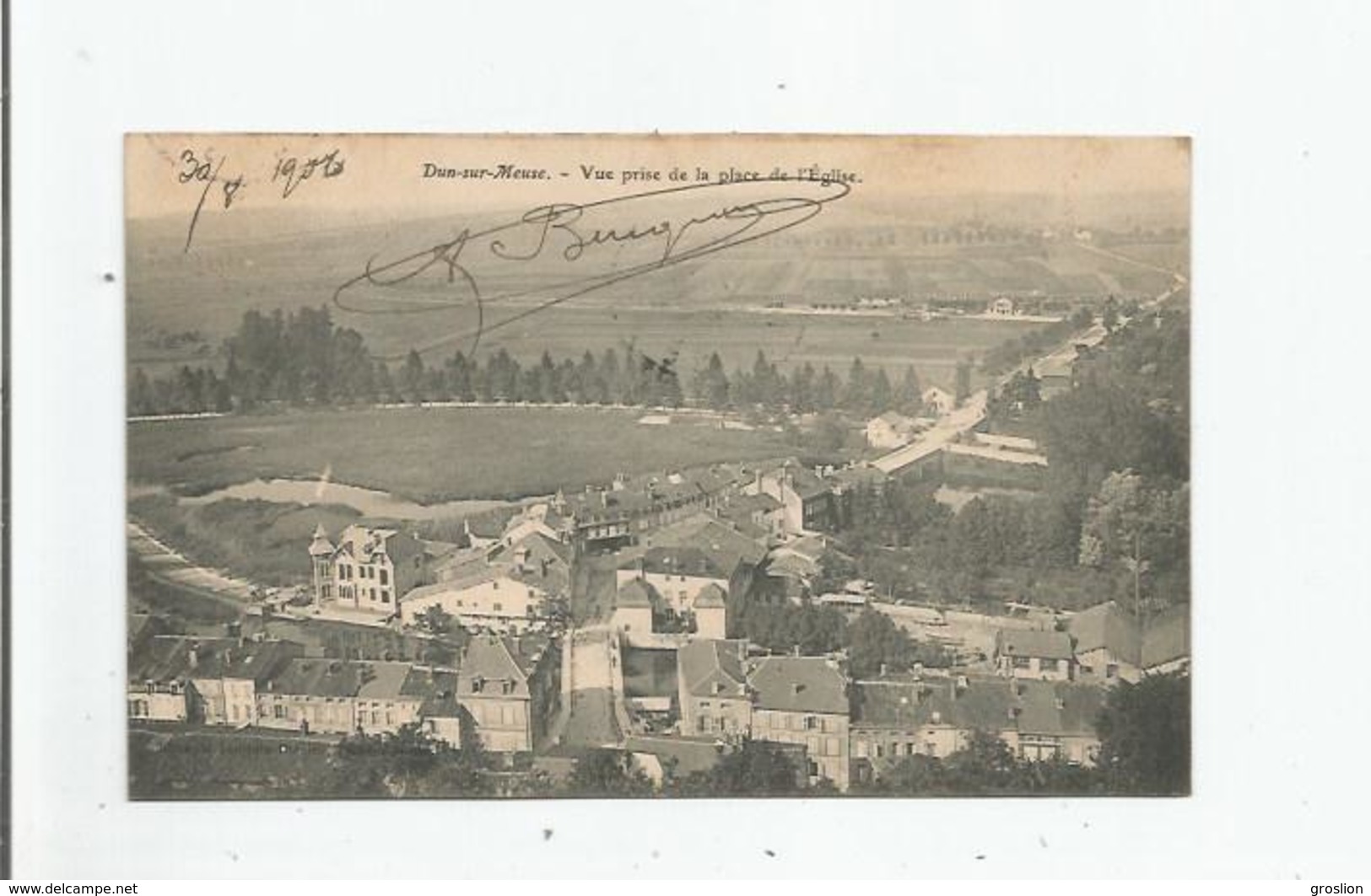 DUN SUR MEUSE VUE PRISE DE LA PLACE DE L'EGLISE 1906