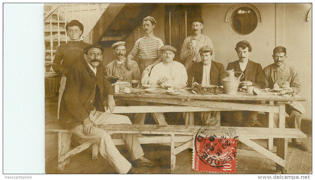Dunkerque : belle carte photo intérieur du bateau Ile De France