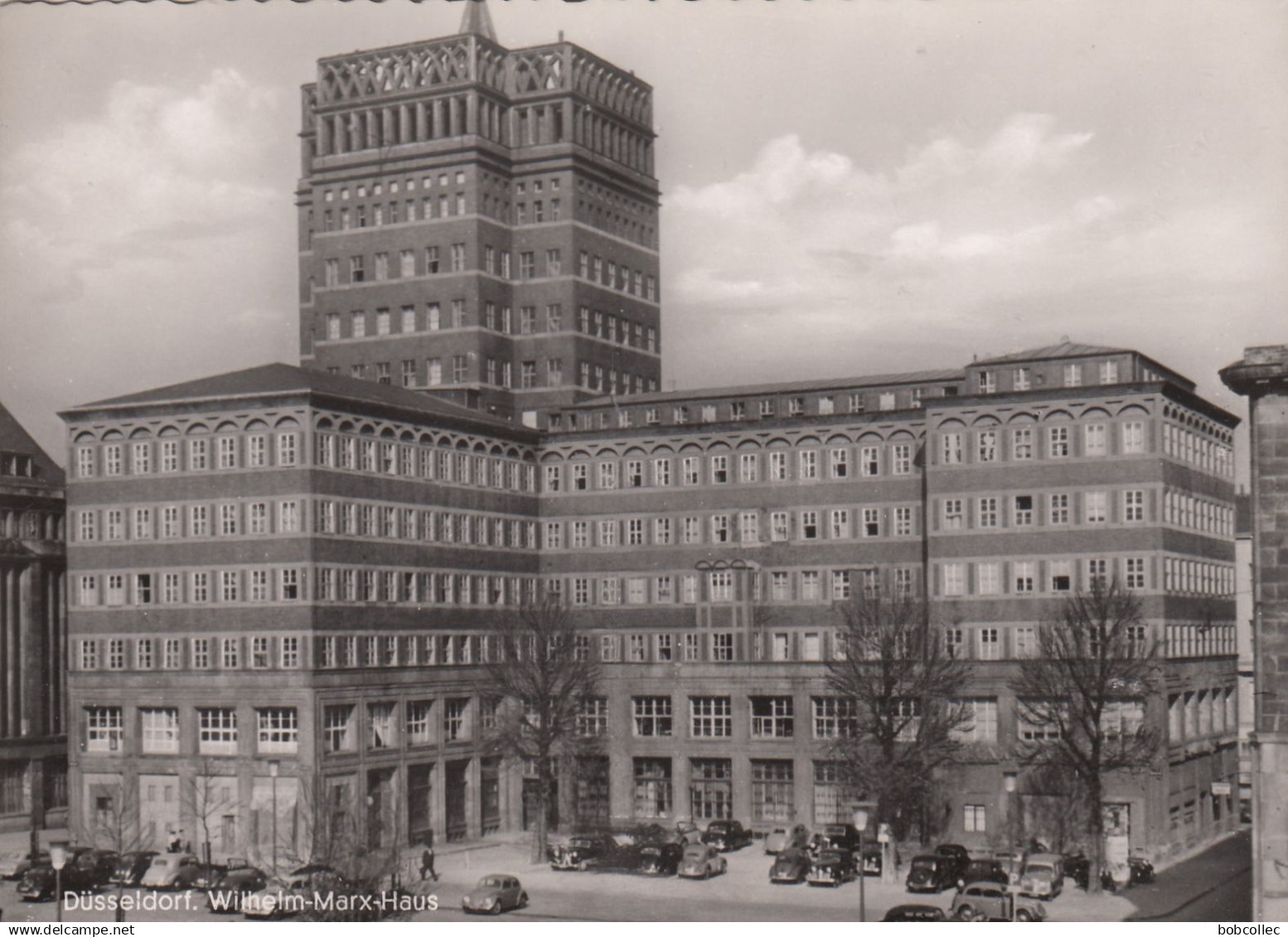 DÜSSELDORF (Rhénanie du Nord- Westphalie) : Wilhelm-Marx-Haus