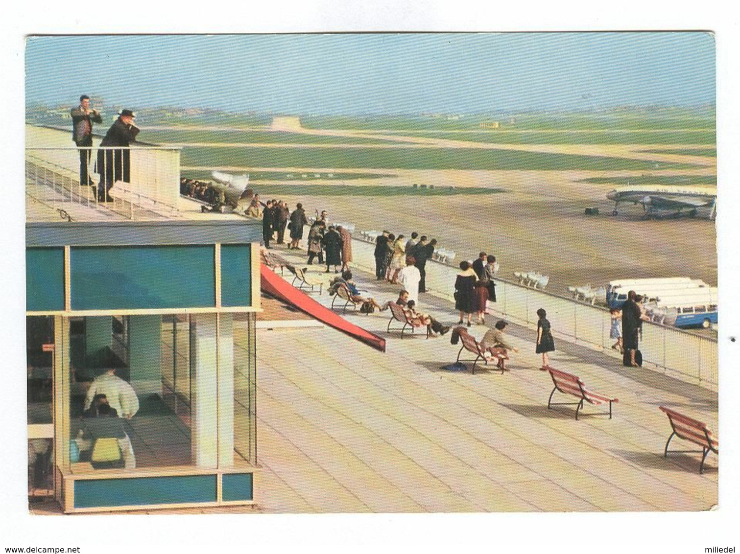 E046 - PARIS - Aéroport de PARIS ORLY - Les pistes vues des terrasses