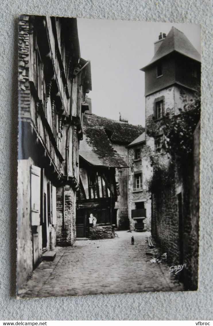 E854, Cpm, Quimperlé, vieilles maisons rue Don Maurice, Finistère 29