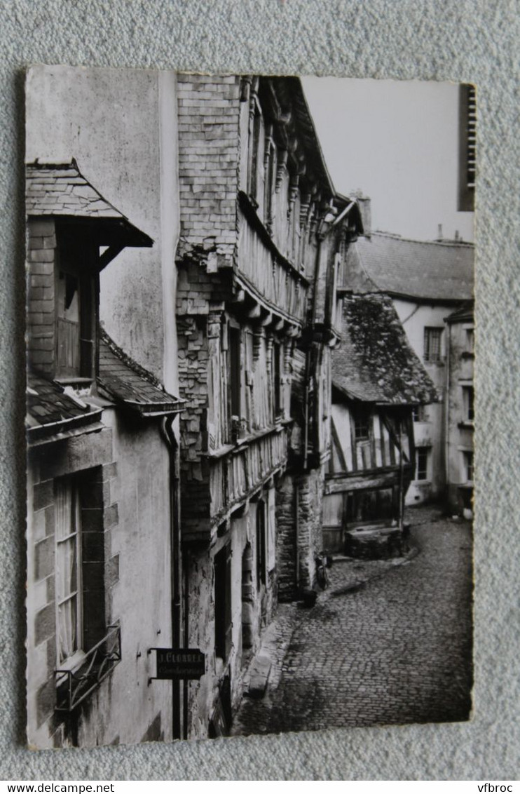 E855, Cpm, Quimperlé, rue Dom Morice, les vieilles maisons, Finistère 29