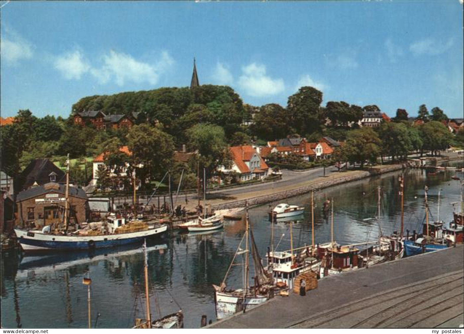 ECKERNFoeRDE Ostseebad Hafenpartie