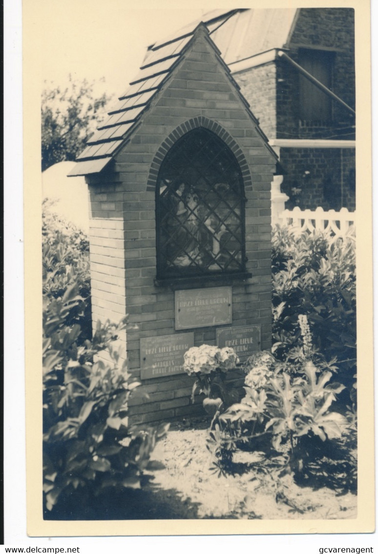 EEKLO - KAPELLETJES IN EN ROND STAD EEKLO - FOTOKAART - NIEUWENDORPE