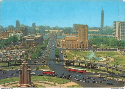 [-5%] EGYPTE - Cairo El Tahrir Square - vue sur la ville - animé - Carte Postale