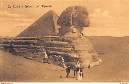 Egypt Cairo Sphynx and Pyramid vintage postcard B944