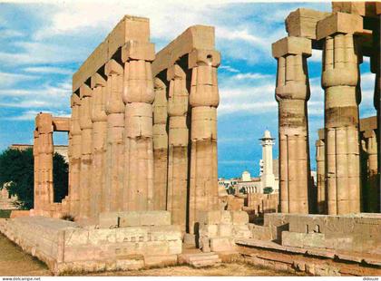 Carte Postale - Egypte - Louxor - Colonnes en forme de papyrus au Temple du Louxor - CPM - Voir Scans Recto-Verso