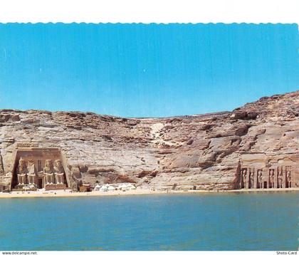 EGYPTE ABOU SIMBEL LES DEUX TEMPLES CREUSES DANS LE ROC