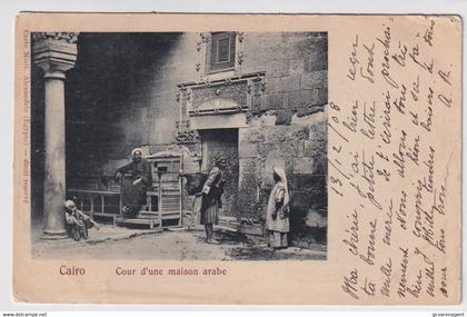 CAÏRO  COUR D'UNE MAISON ARABE