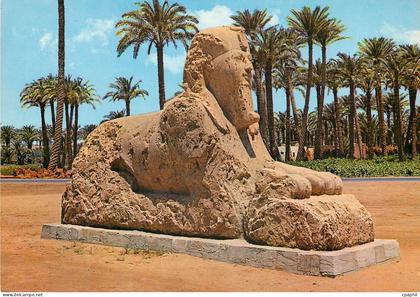 CPM Memphis Le Sphinx en albatre