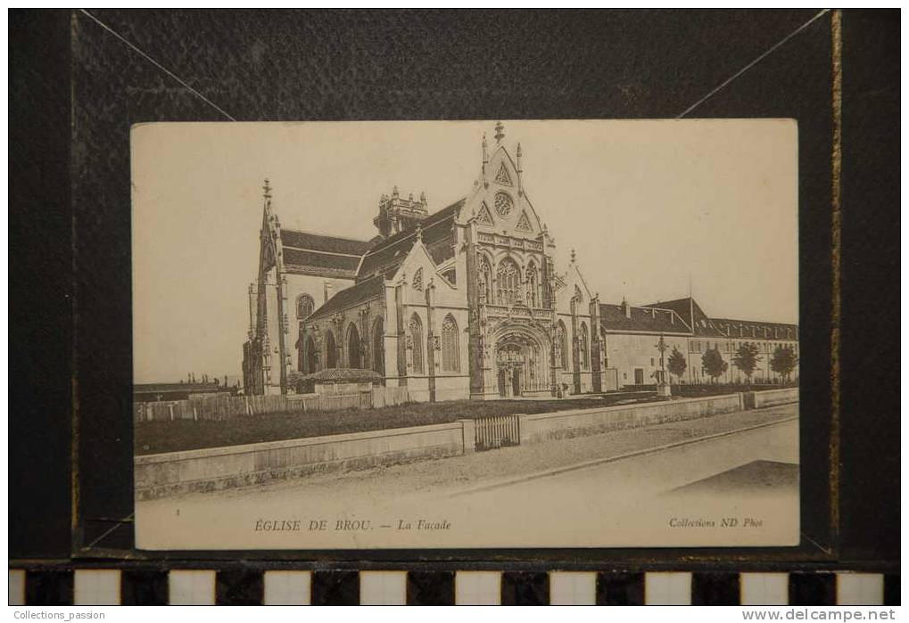 EGLISE DE BROU LA FACADE