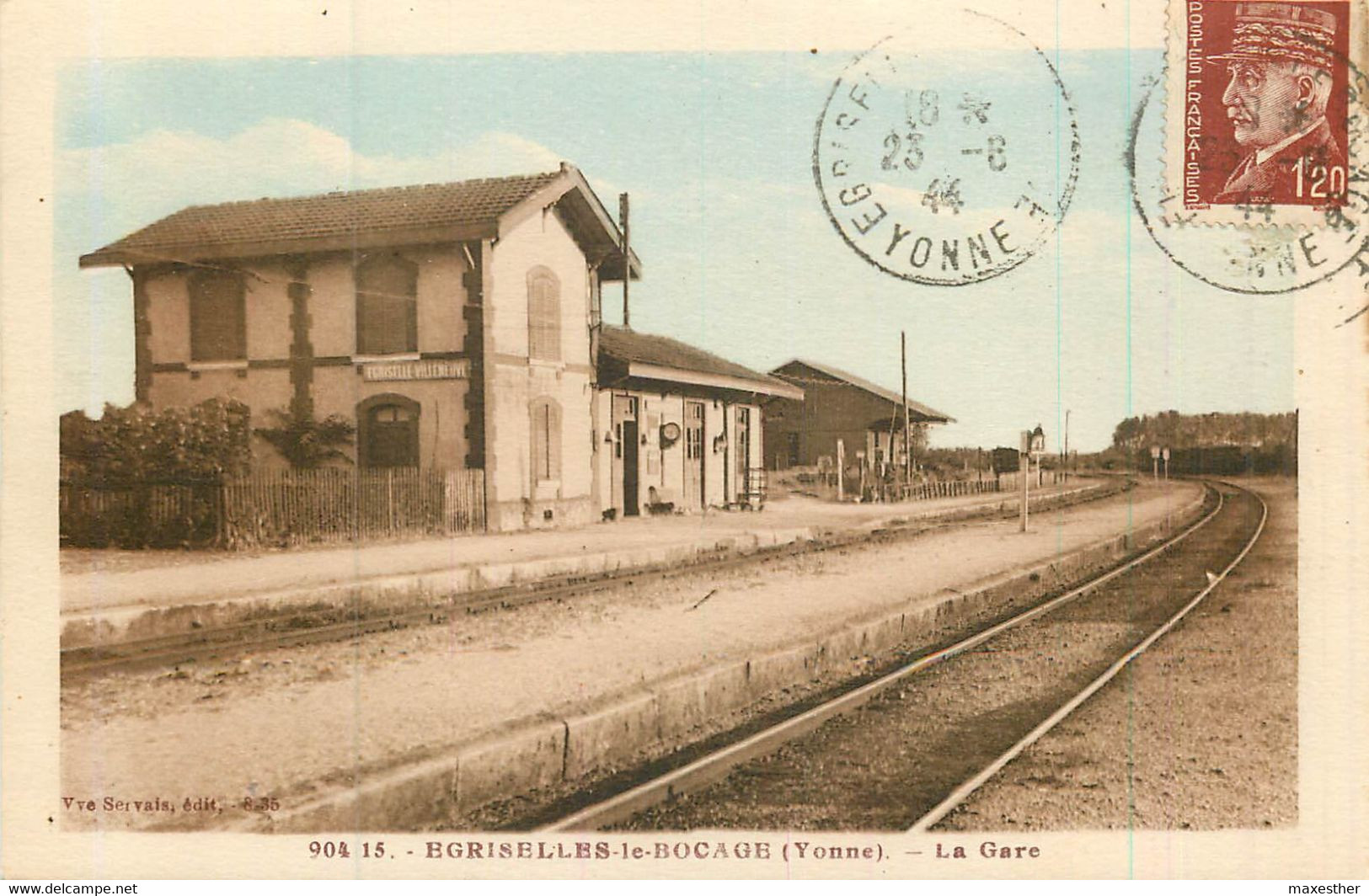 ÉGRISELLES LE BOCAGE la gare