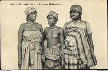 CPA Madagaskar, Femmes Zafimaniry