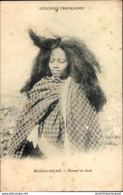 CPA Madagaskar, Trauernde