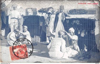 EGYPTE - PERSONNES - BARBIERS AMBULANTS