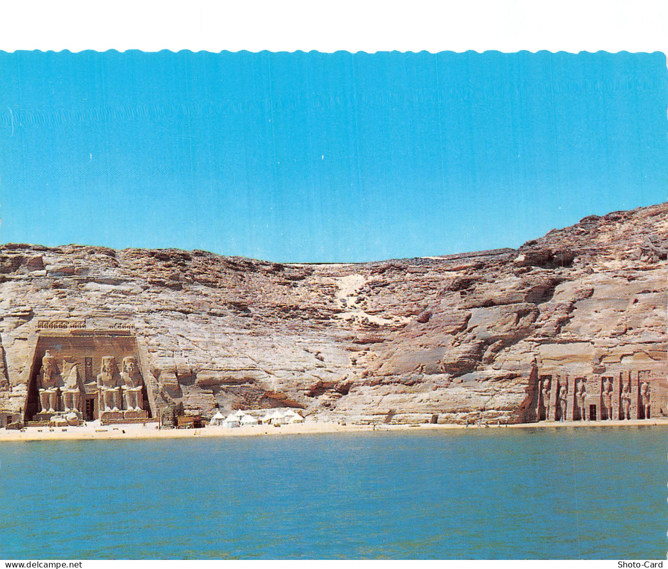 EGYPTE ABOU SIMBEL LES DEUX TEMPLES CREUSES DANS LE ROC