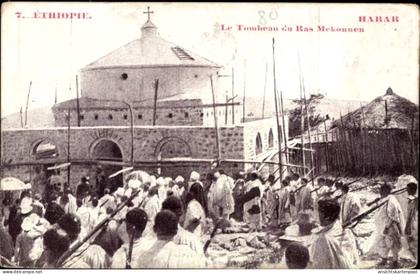 CPA Harrar Harar Äthiopien, Tombeau du Ras Mekonnen, Menschenmenge, Gebäude, Äthiopien