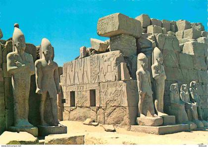 Carte Postale - Egypte - Louxor-Karnak - Pharao statues by the seventh pylon Statues des pharaons devant le 7ème pylône
