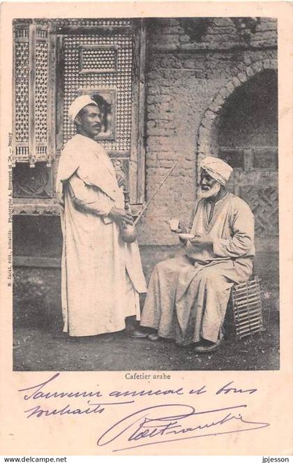 EGYPTE - PERSONNES - CAFETIER ARABE