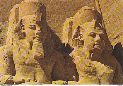AK 214898 EGYPT - Abu Simbel - the statues of Ramses in front of the Great Temple