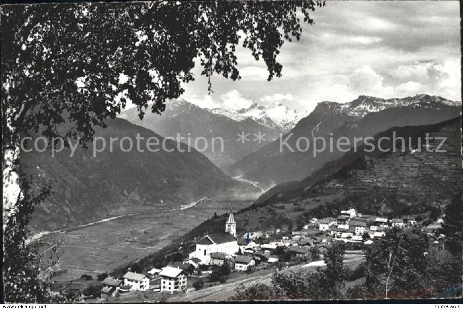 Eischoll mit Rhonetal