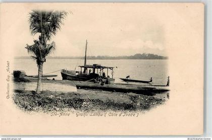 52227784 - Ste.Anne Grand Lahou Anlegestelle Boot