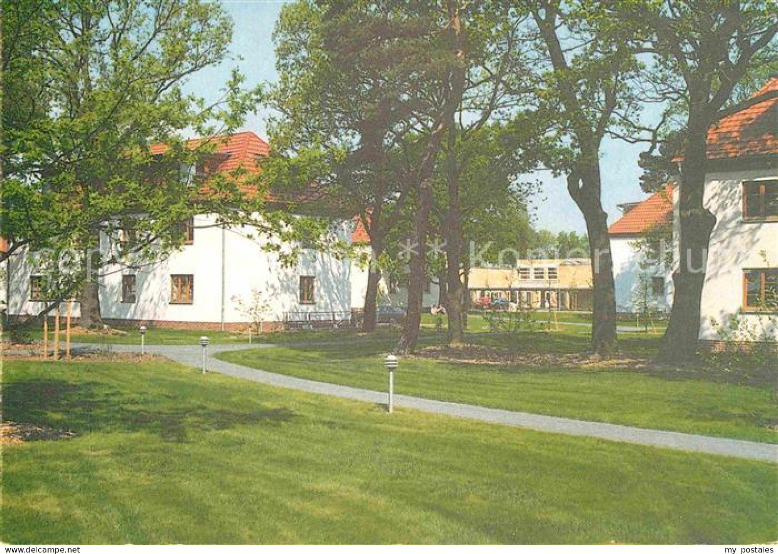 Elstal Bildungszentrum Wohnhaeuser auf dem Campus Theologisches Seminar