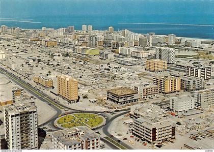 Carte postale  Asie > Emirats Arabes Unis Abu dhabi  the modern Skyline  très beau plan
