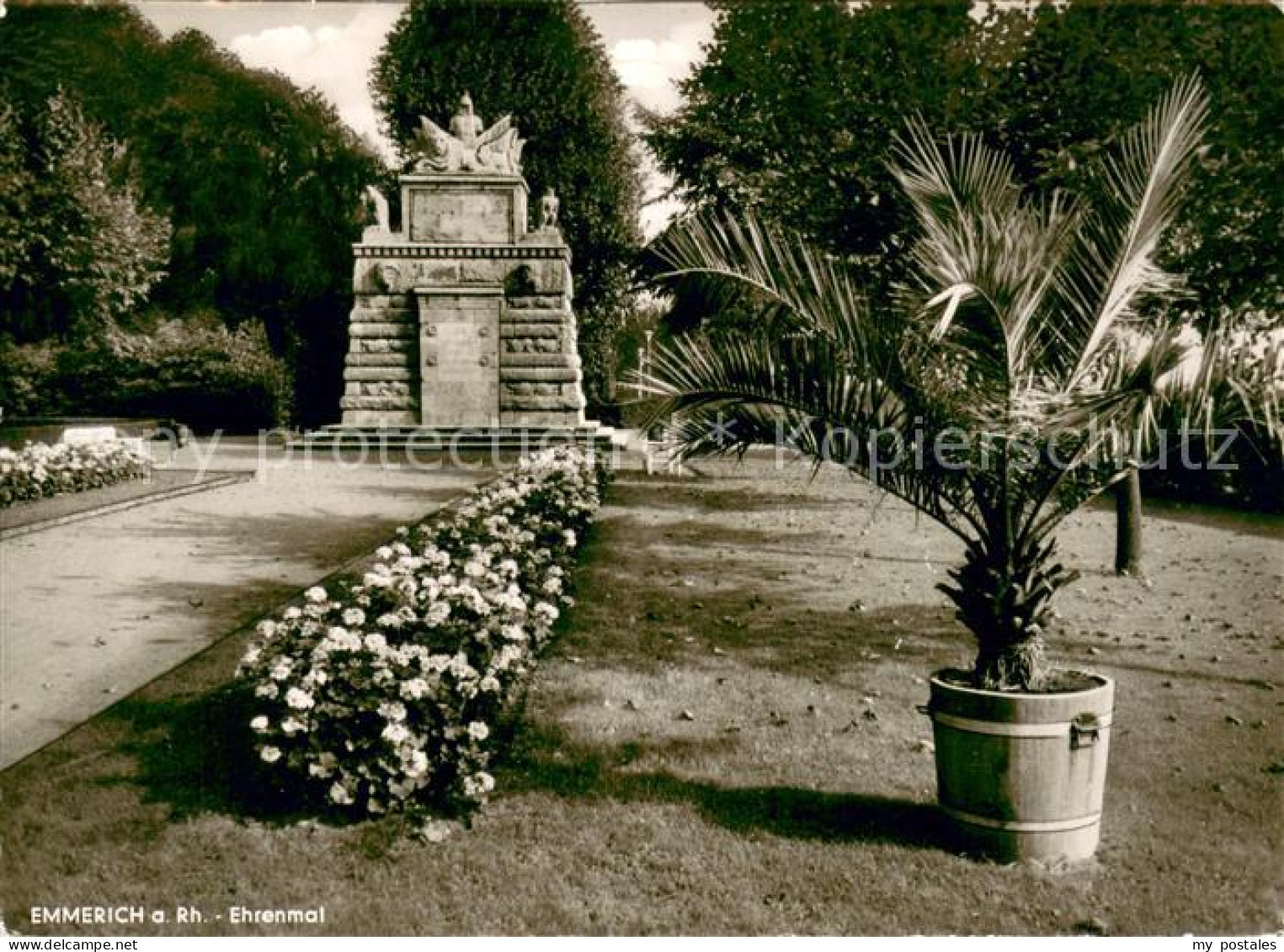 Emmerich Rhein Ehrenmal