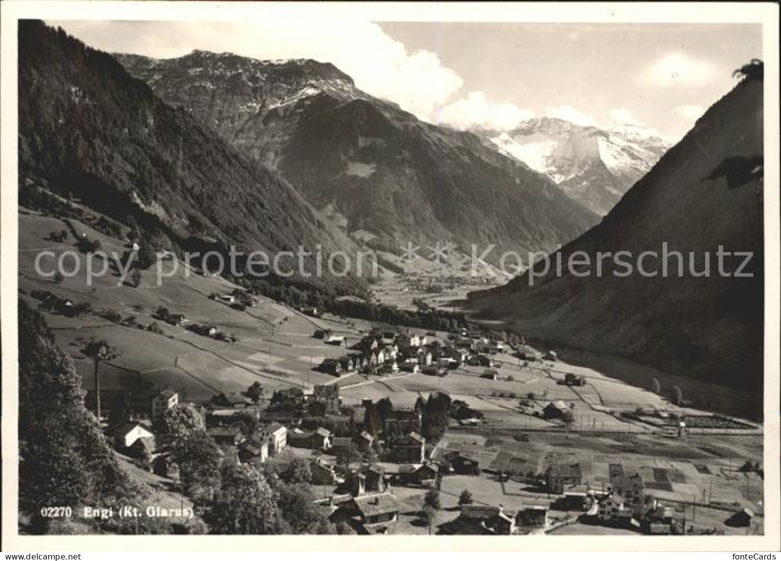 Engi Gesamtansicht Sernftal mit Alpenpanorama