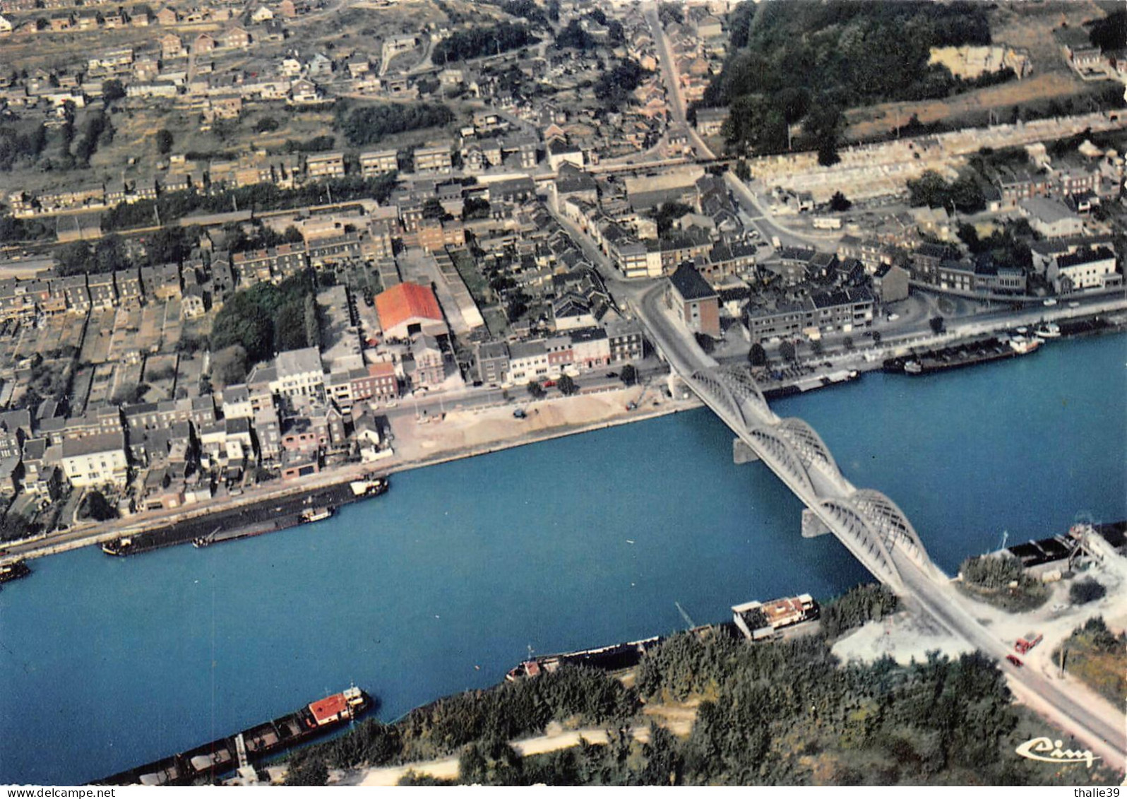 Engis péniche péniches