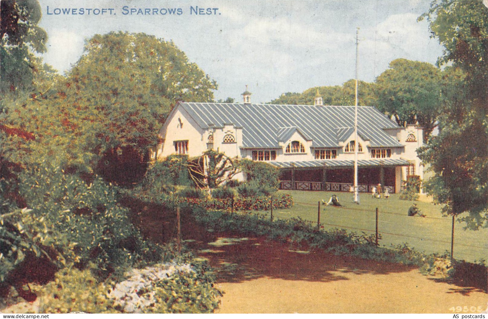 England 1925 Lowestoft Sparrows Nest vintage postcard B685