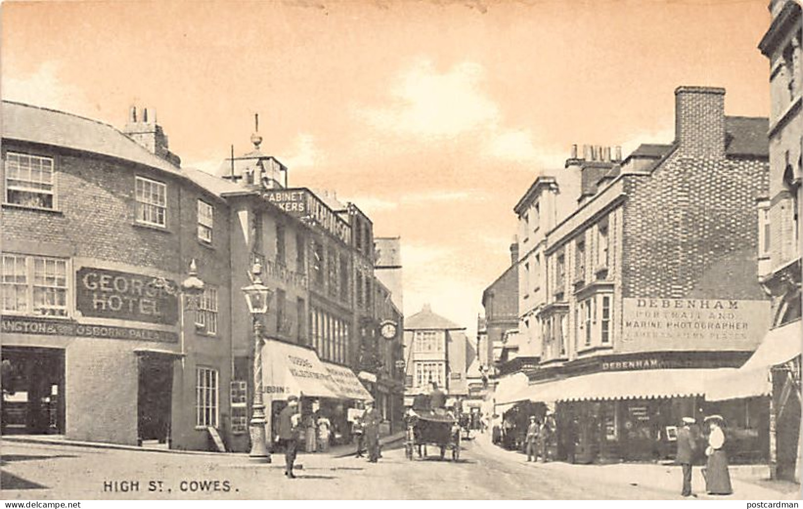 England - COWES (Isle of Wight) High Street - Debenham Photographer - George Hotel