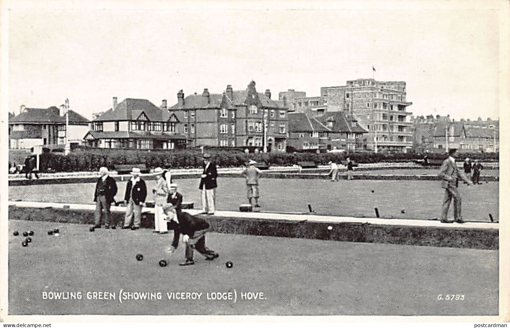 England - HOVE Bowling Green (Showing Viceroy Lodge)