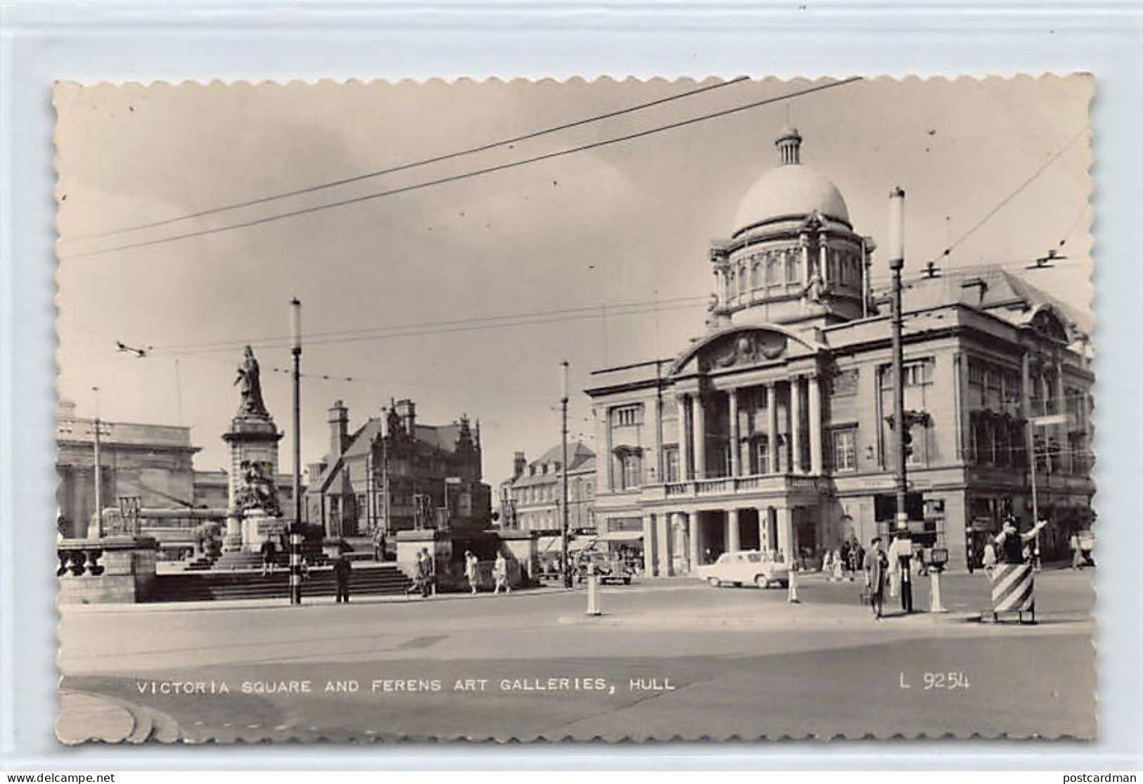 England - HULL Victoria Square and Ferens Art Galleries
