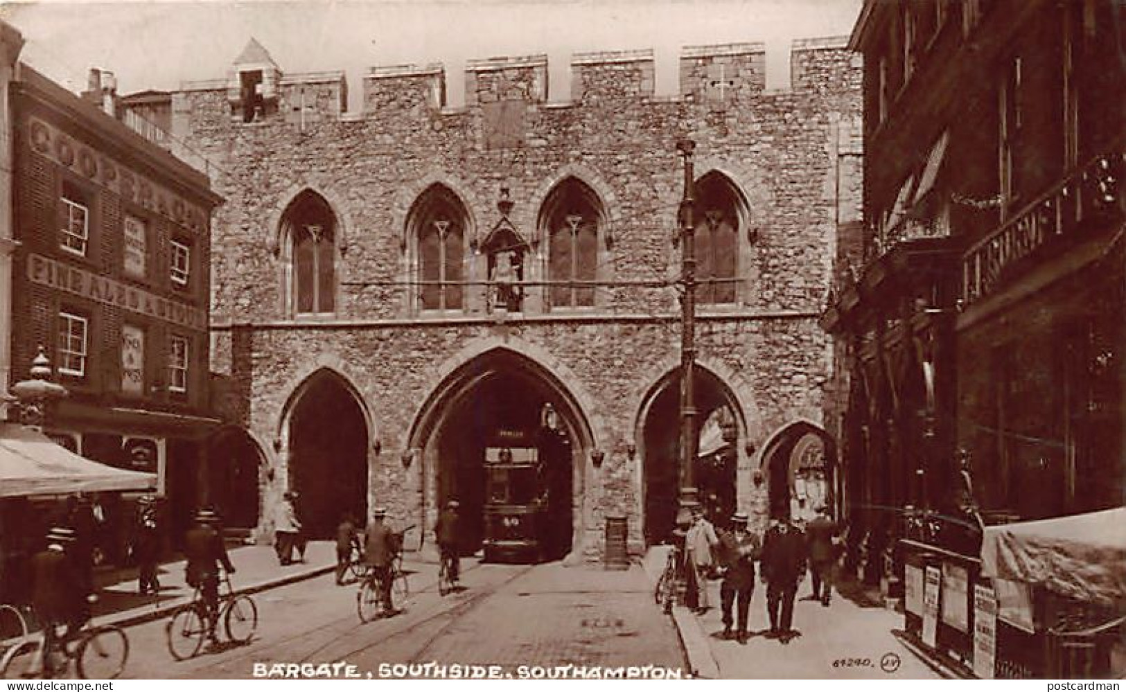 England - SOUTHAMPTON Bargate, Southside