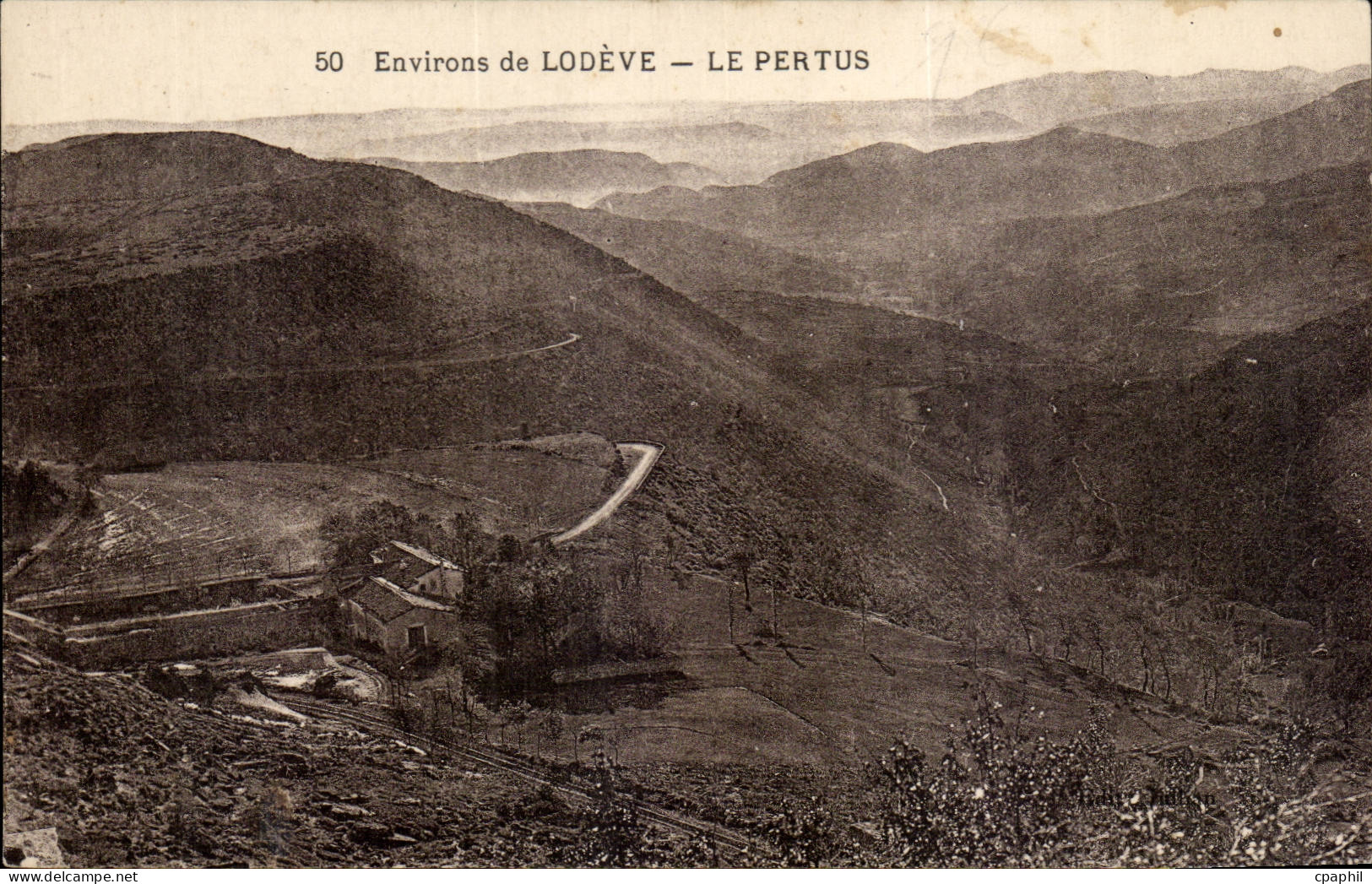 Environs de Lodeve - Les Pertus - CPA