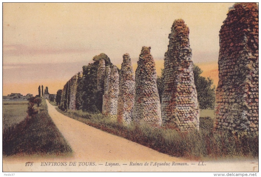 Environs de Tours - Luynes. - Ruines de l'Aqueduc Romain