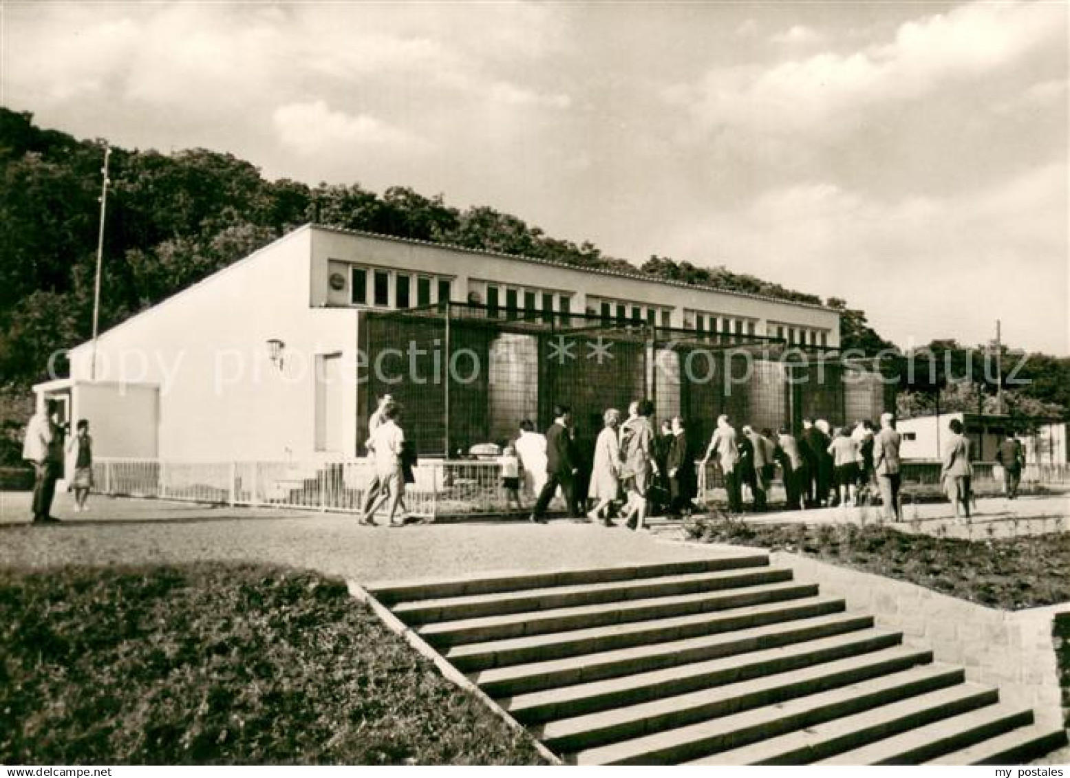 Erfurt Thueringer Zoopark Erfurt Raubtierhaus
