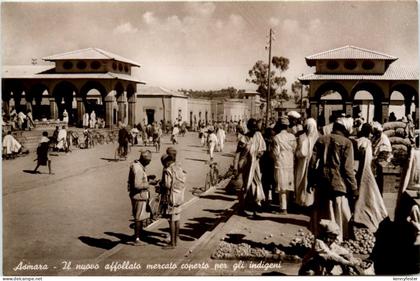 Asimara - Il nuovo affollato mercato - Eritrea