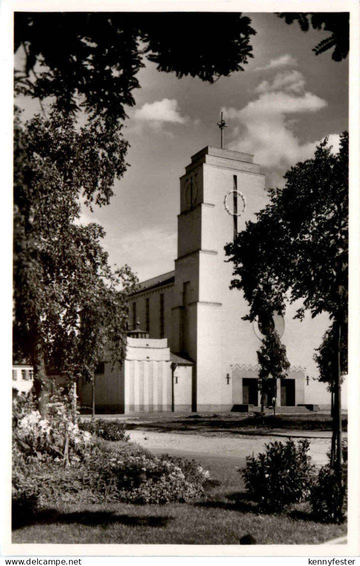 Erlangen, Bonifatiuskirche