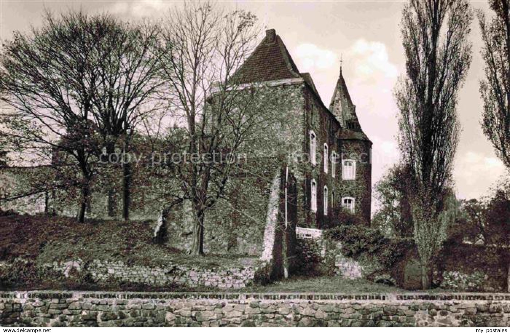 Eschweiler  Rheinland Roethgener Burg