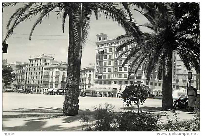 espagne - ref  E136  - malaga - plaza del general queipode llano  -   carte bon état -