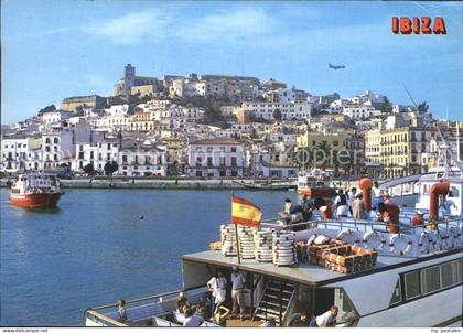 Ibiza Islas Baleares Hafenpartie Faehren