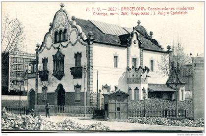 N°1433 A -cpa Barcelona -construcciones modernas -