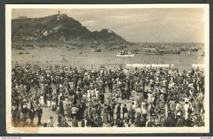 Espagna Spain SAN SEBASTIAN (Guipuzkoa) 1956 " La Playa durante las Regatas ~ 1000 personas "