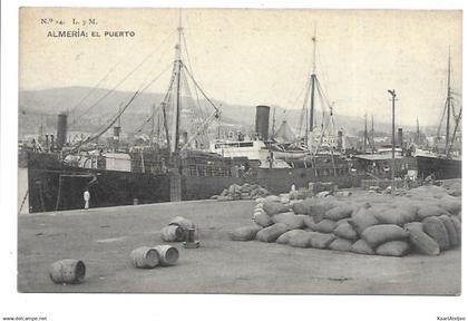 Almeria - El puerto.