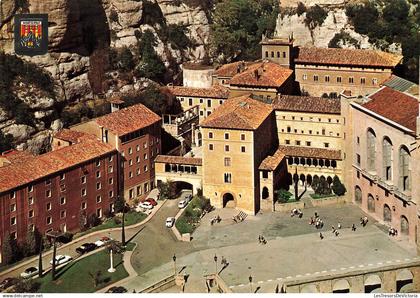 [-5%] ESPAGNE - Montserrat - Les Places del Santuari - Plazas del Santuario - animé - Carte Postale