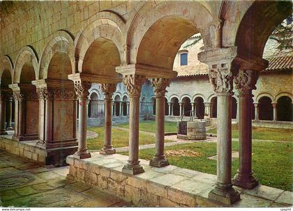 CPM Gerona Cloitre roman de la Cathedrale