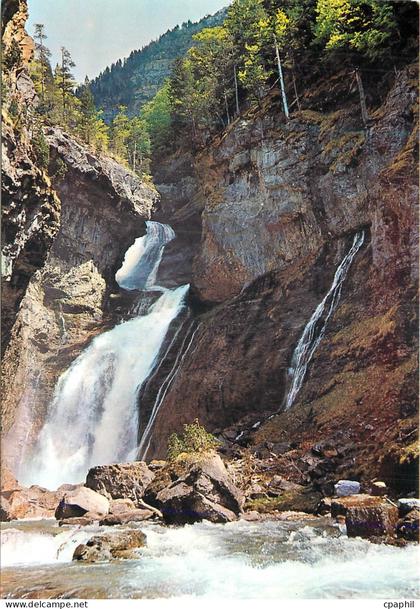 CPM Alto Aragon (Huesca) Ordesa Cascada de la Cueva